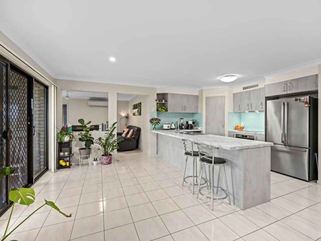 22 Harrison Grove, Deebing Heights, QLD 4306