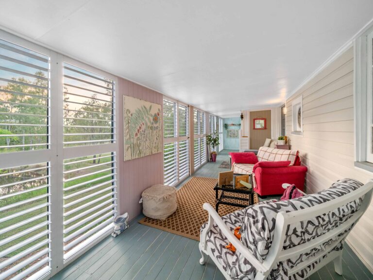 House-R2-3994835