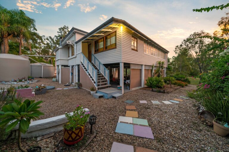 House-R2-3994835