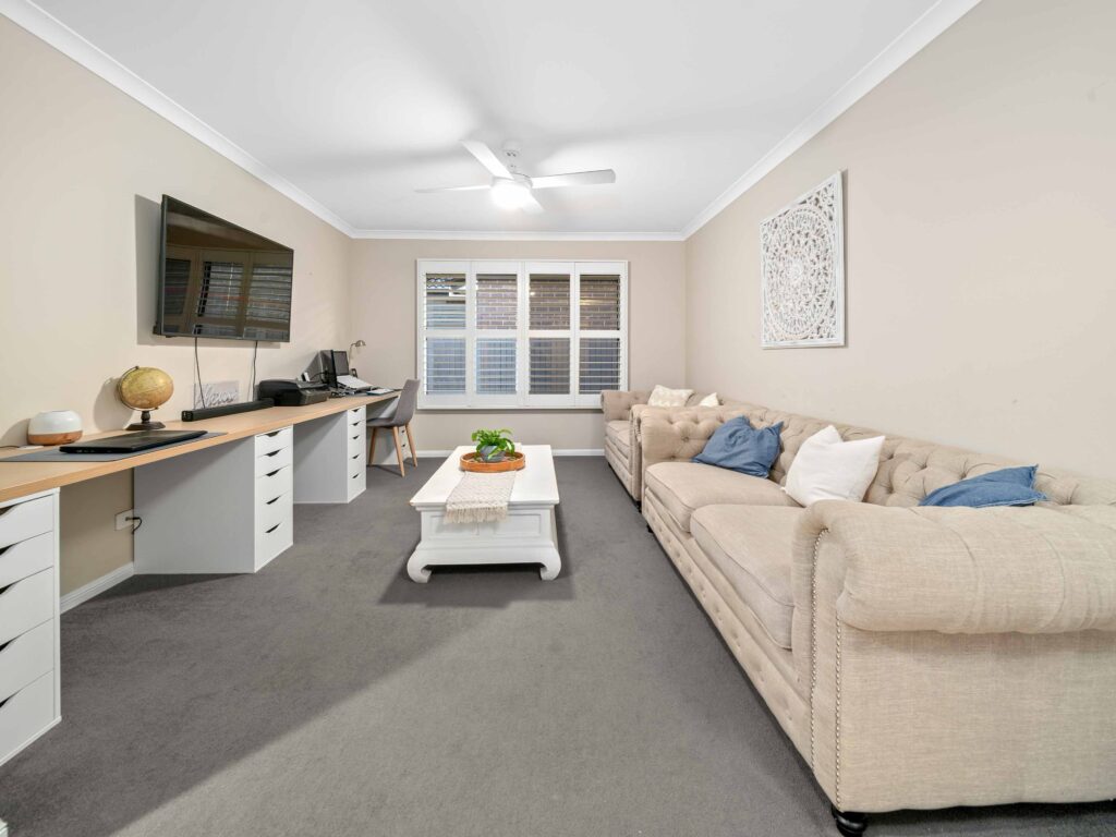 5 Ironpot Street, Redbank Plains, QLD 4301