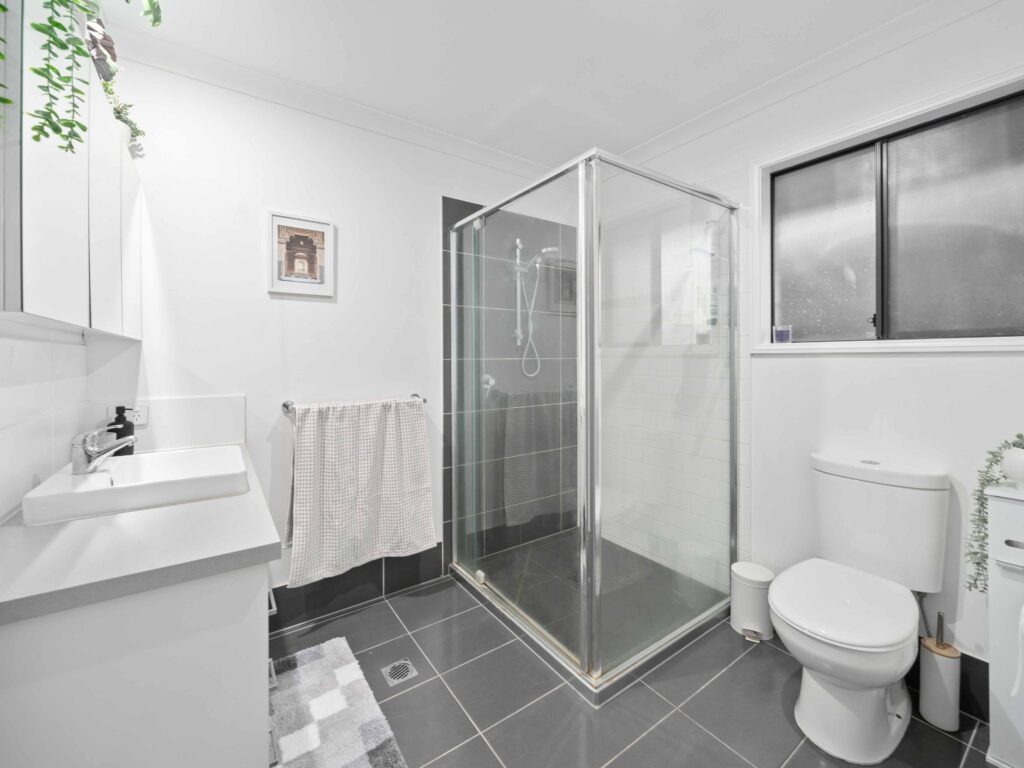 5 Ironpot Street, Redbank Plains, QLD 4301