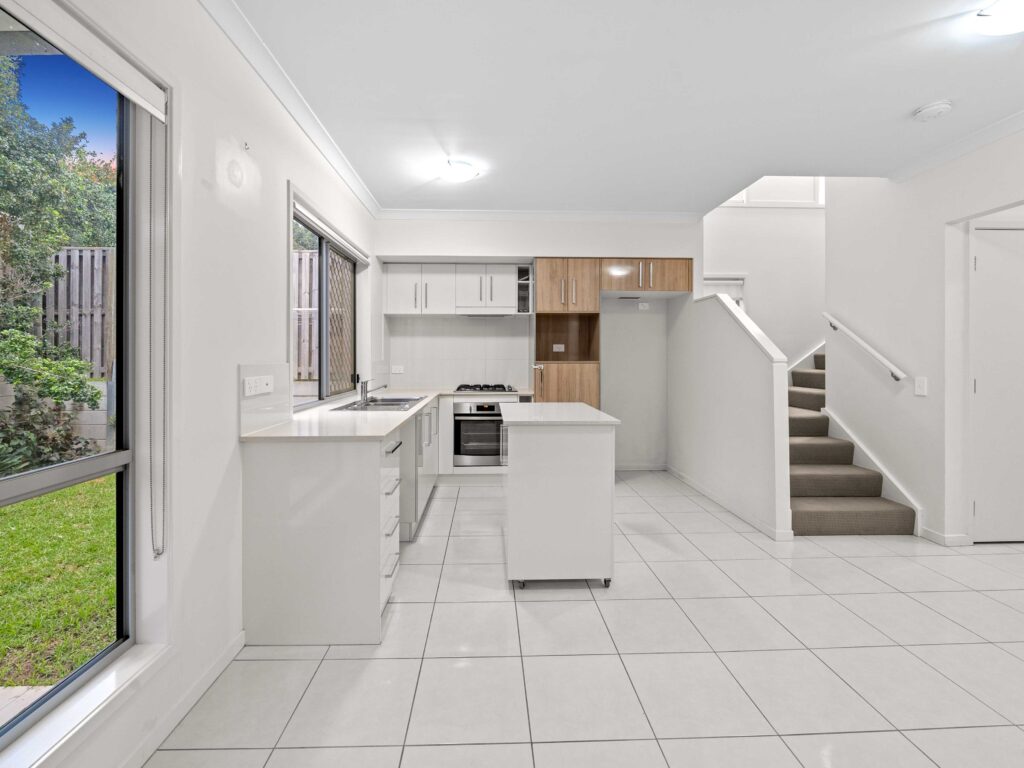 8 Koda Street, Ripley, QLD 4306