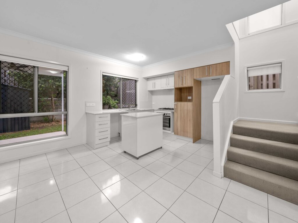 8 Koda Street, Ripley, QLD 4306