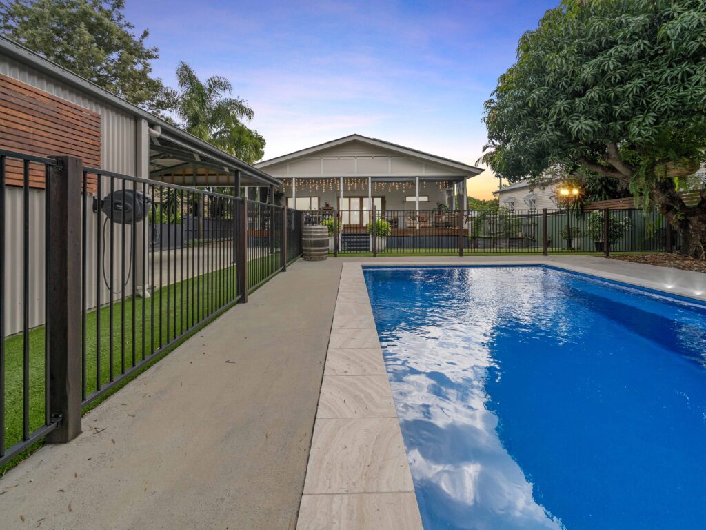 44 Cothill Road, Silkstone, QLD 4304