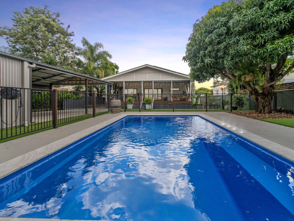 44 Cothill Road, Silkstone, QLD 4304