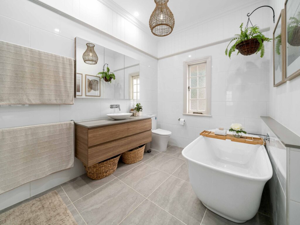 44 Cothill Road, Silkstone, QLD 4304