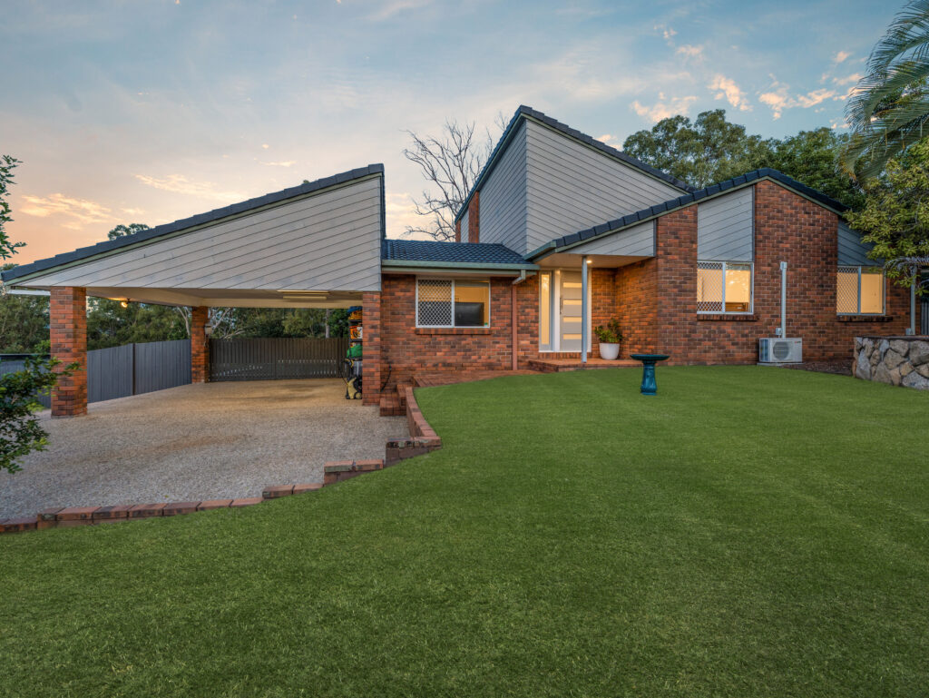 7 Tanderra Way, Karana Downs, QLD 4306