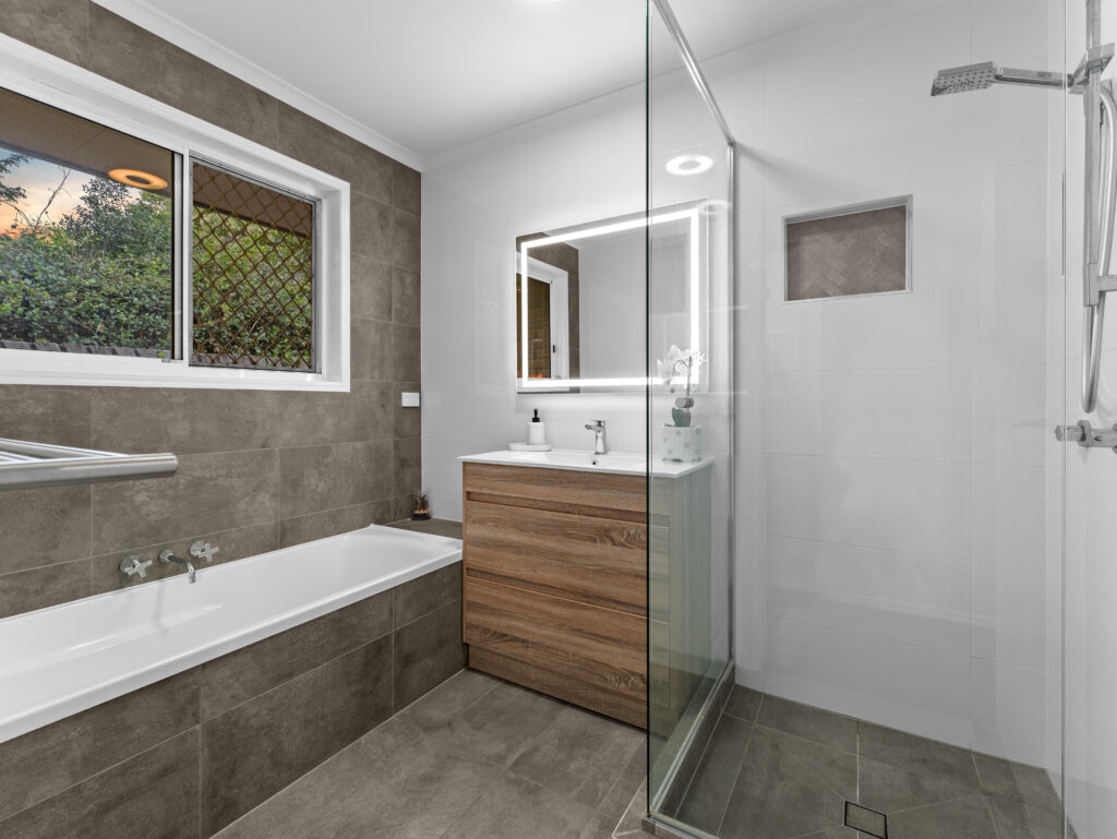 7 Tanderra Way, Karana Downs, QLD 4306