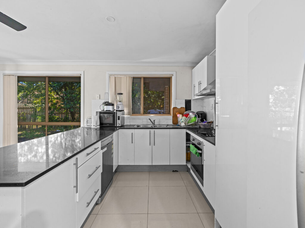 98 Highbury Drive, Redbank Plains, QLD 4301
