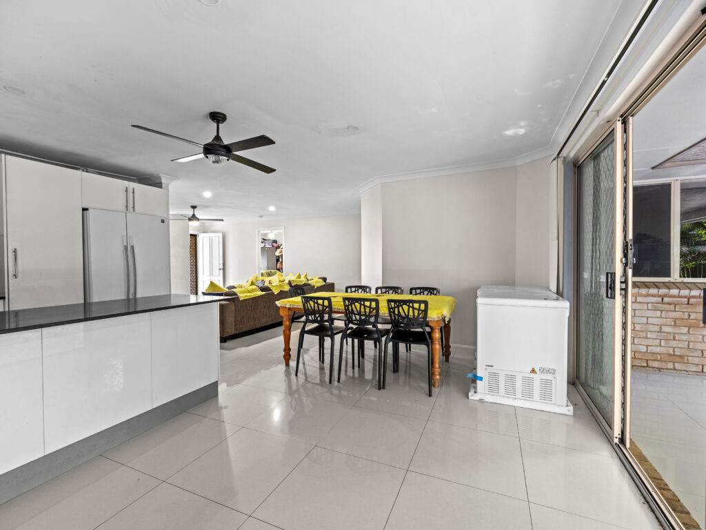 98 Highbury Drive, Redbank Plains, QLD 4301