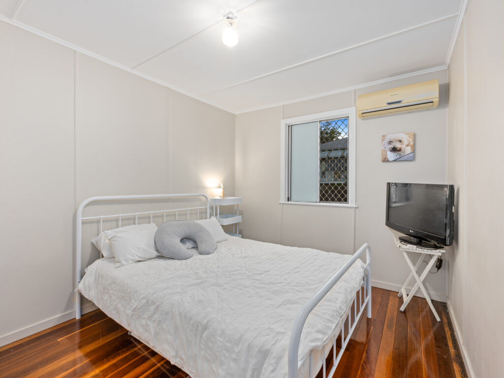 19 Albert Street, North Ipswich, QLD 4305