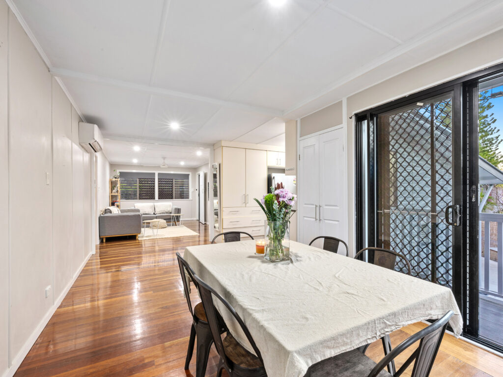19 Albert Street, North Ipswich, QLD 4305