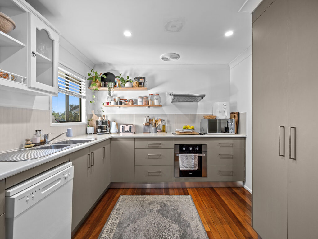38 Braggan Street, Gailes, QLD 4300