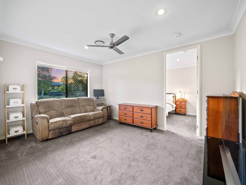 1 Waterlilly Drive, Karalee, QLD 4306