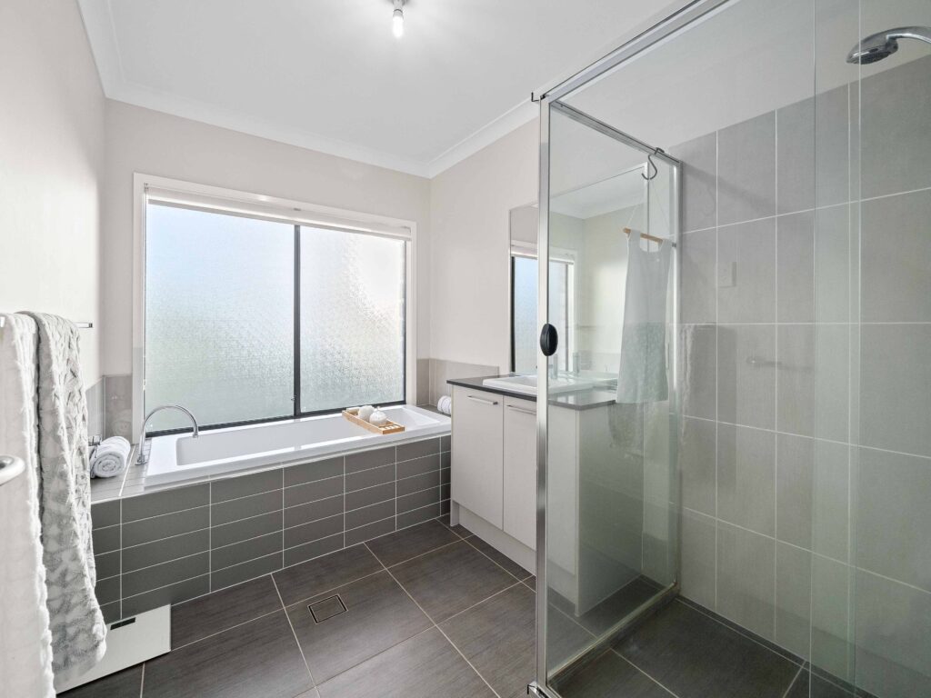 1 Waterlilly Drive, Karalee, QLD 4306