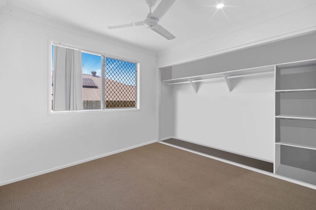 5 Pelling Place, Deebing Heights, QLD 4306
