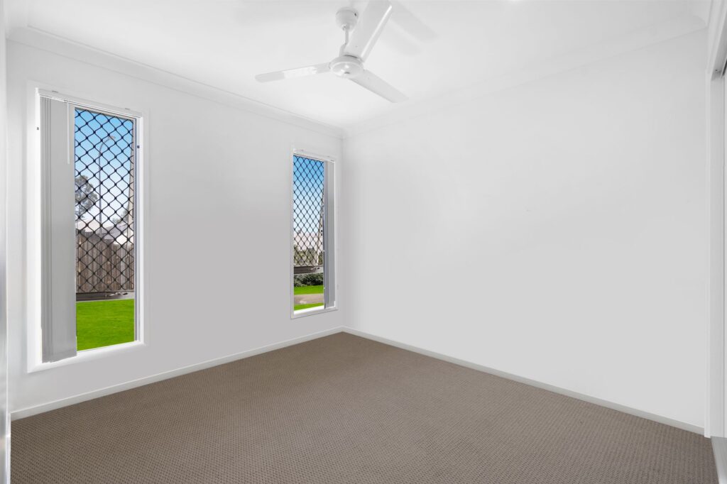 5 Pelling Place, Deebing Heights, QLD 4306