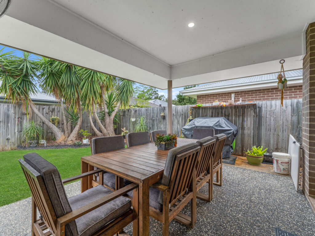 34 Waterfern Way, Ripley, QLD 4306