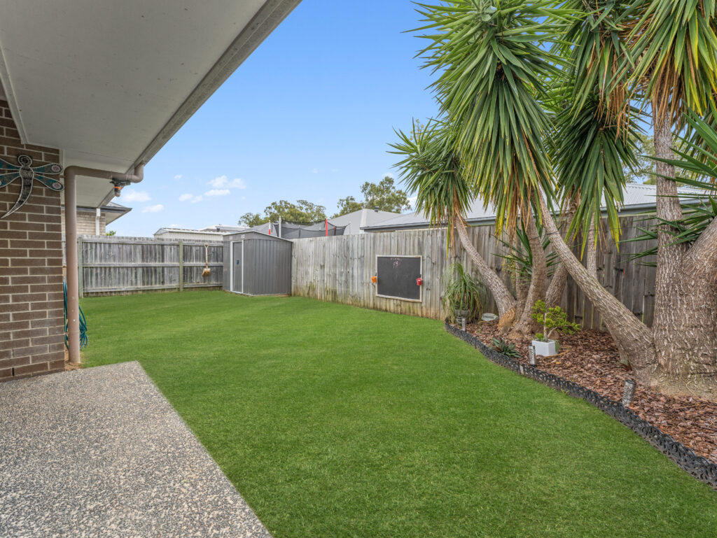 34 Waterfern Way, Ripley, QLD 4306