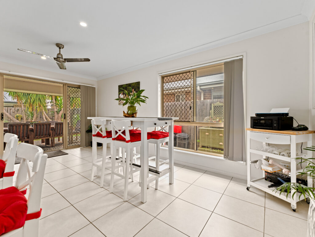 34 Waterfern Way, Ripley, QLD 4306