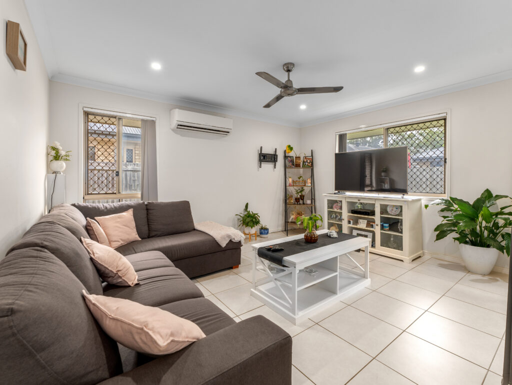 34 Waterfern Way, Ripley, QLD 4306