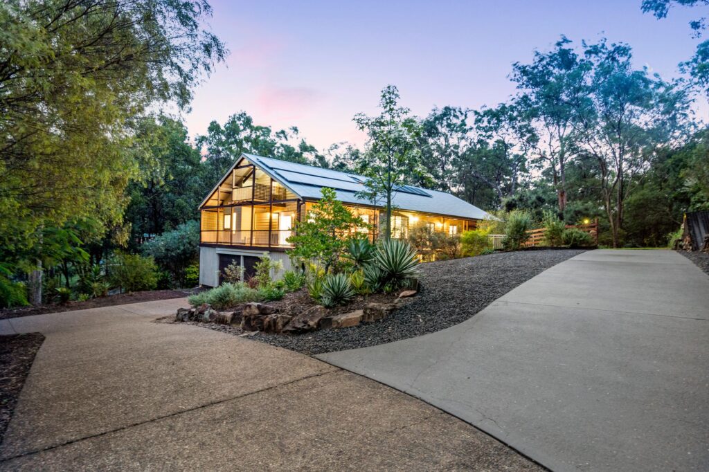 25 Lansdowne Way, Chuwar, QLD 4306
