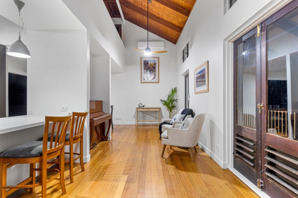 25 Lansdowne Way, Chuwar, QLD 4306