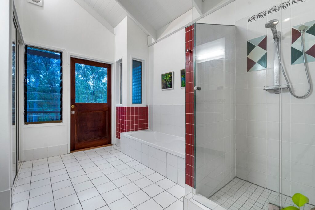25 Lansdowne Way, Chuwar, QLD 4306