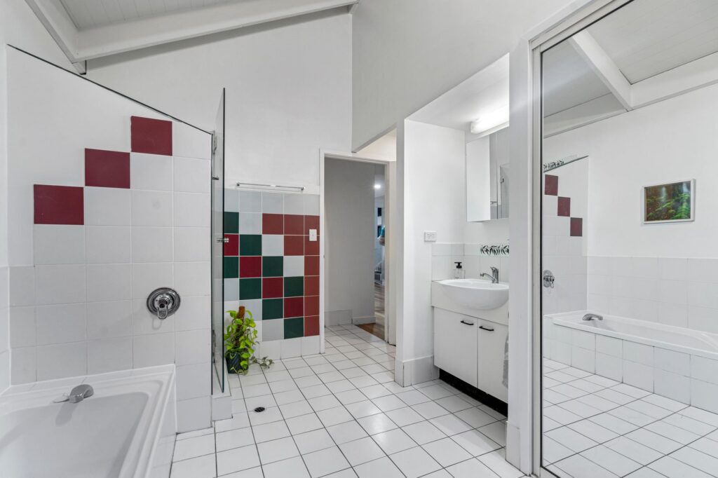25 Lansdowne Way, Chuwar, QLD 4306