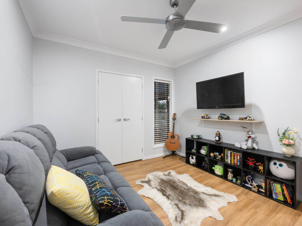 84 Owens Street, Marburg, QLD 4346