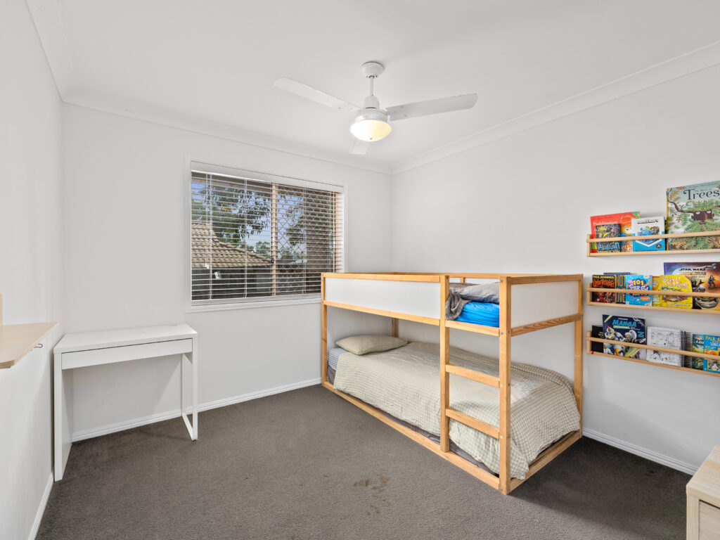 9 Brigalow Lane, Redbank, QLD 4301