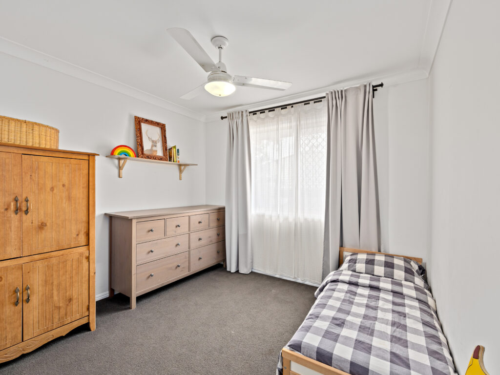 9 Brigalow Lane, Redbank, QLD 4301