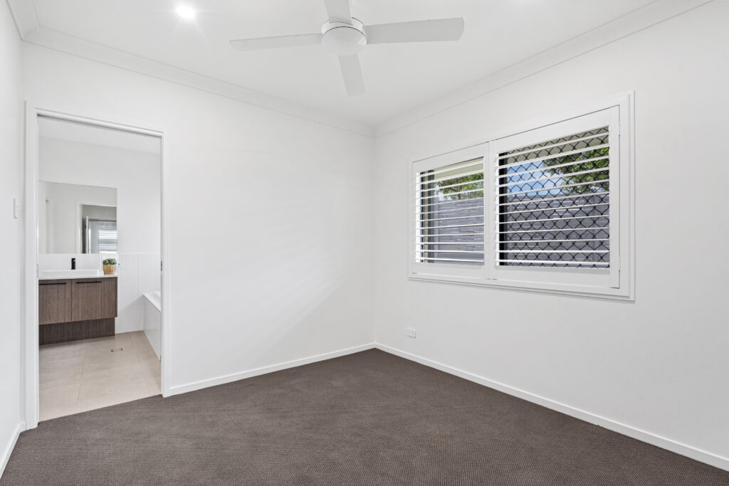 1 Emma Street, Deebing Heights, QLD 4306