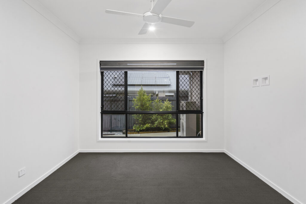 1 Emma Street, Deebing Heights, QLD 4306