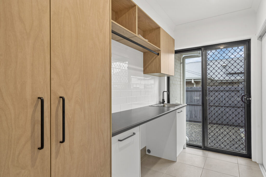 1 Emma Street, Deebing Heights, QLD 4306