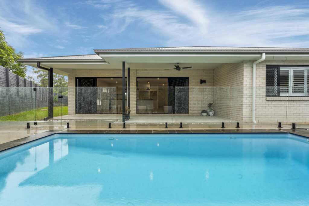 1 Emma Street, Deebing Heights, QLD 4306