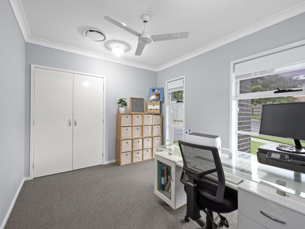 353 Providence Parade, South Ripley, QLD 4306