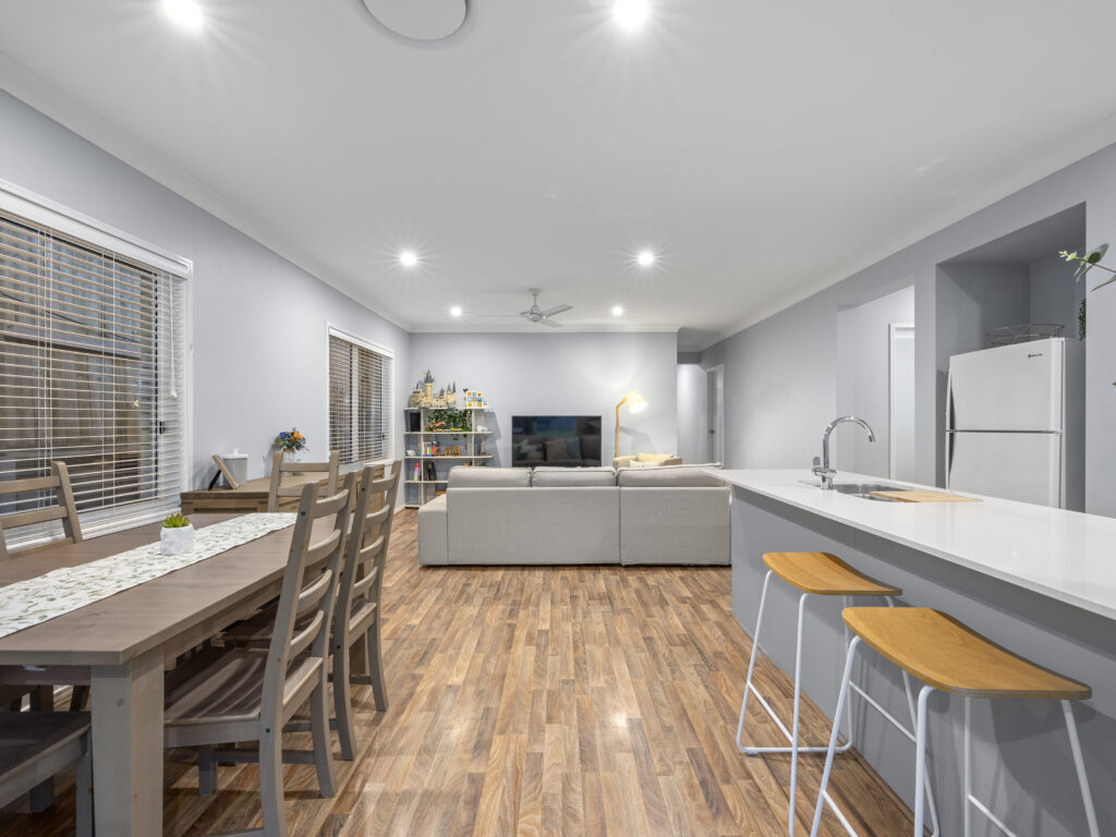 353 Providence Parade, South Ripley, QLD 4306
