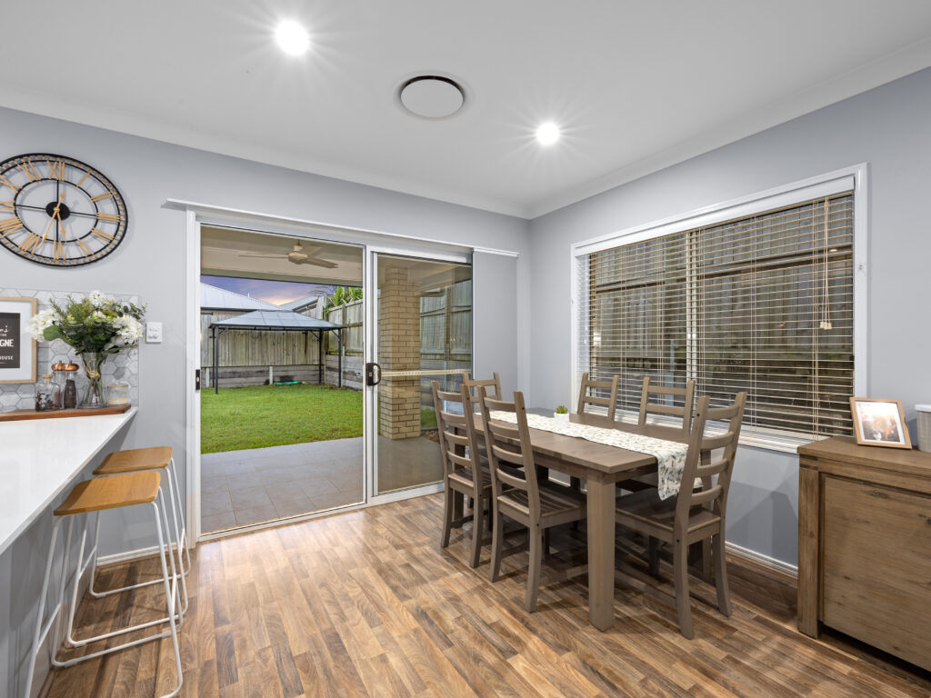 353 Providence Parade, South Ripley, QLD 4306