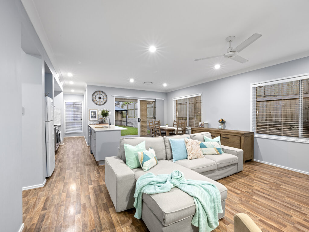 353 Providence Parade, South Ripley, QLD 4306