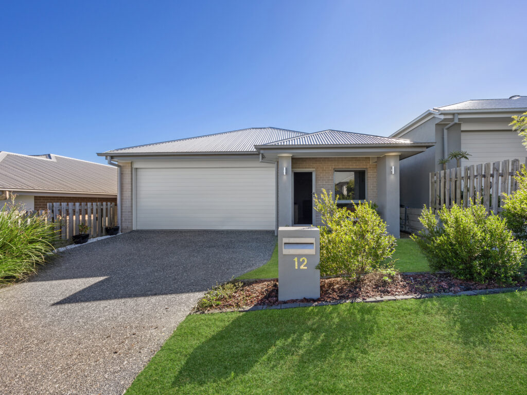 12 Acason Way, Ripley, QLD 4306