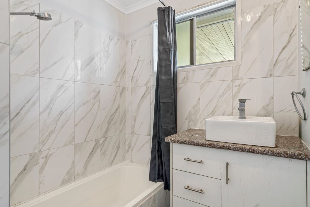 264 Whitehill Road, Raceview, QLD 4305