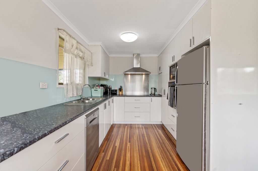 264 Whitehill Road, Raceview, QLD 4305
