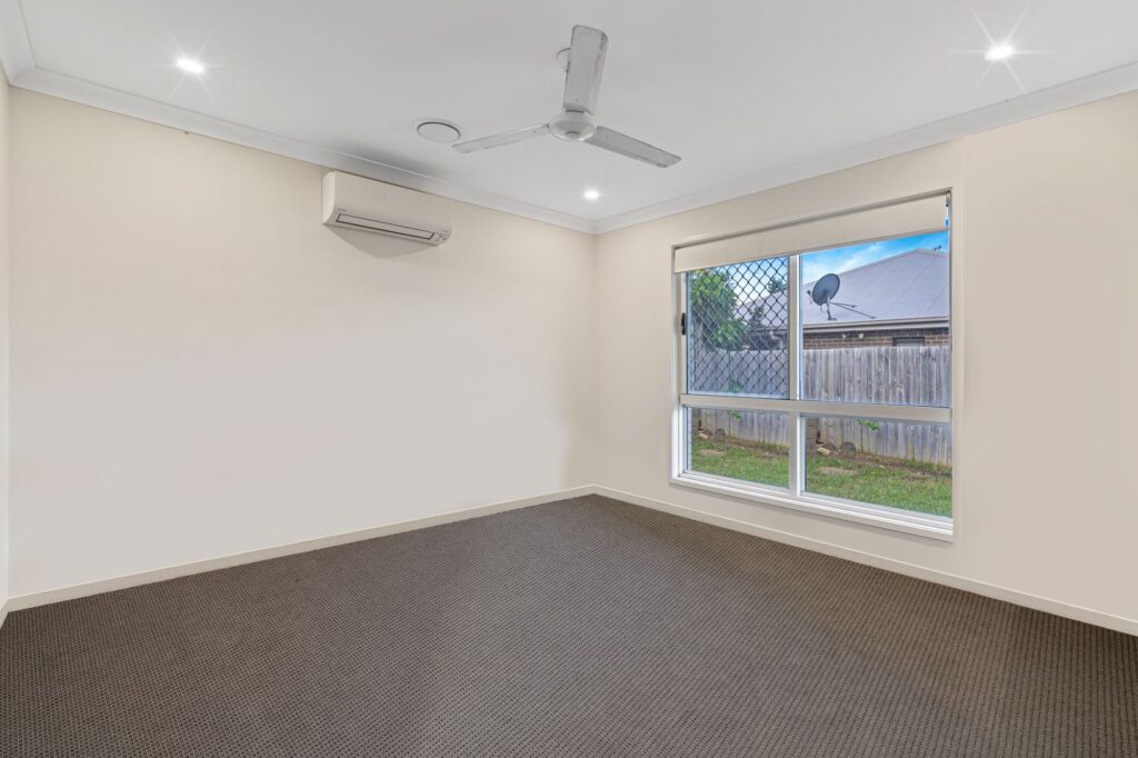 127 Sovereign Drive, Deebing Heights, QLD 4306