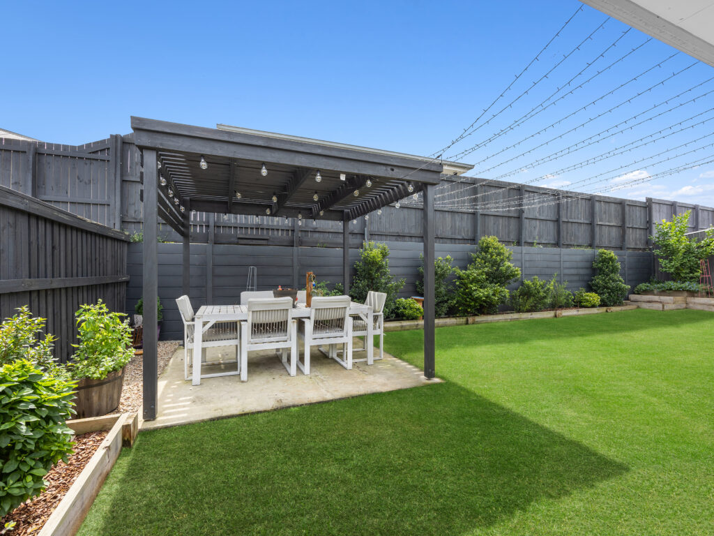 3 Emma Street, Deebing Heights, QLD 4306