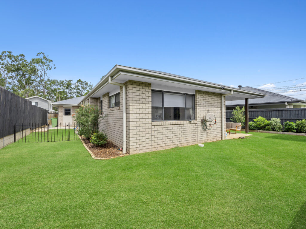 3 Emma Street, Deebing Heights, QLD 4306