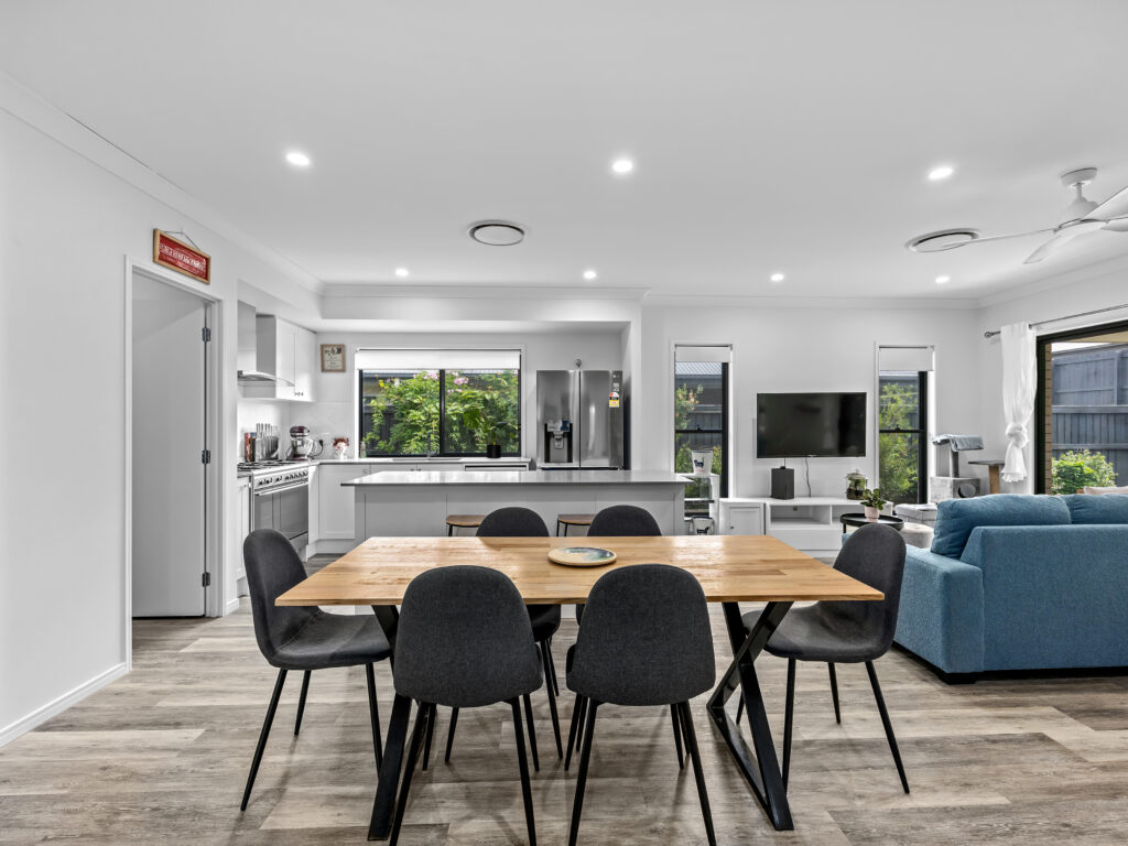 3 Emma Street, Deebing Heights, QLD 4306