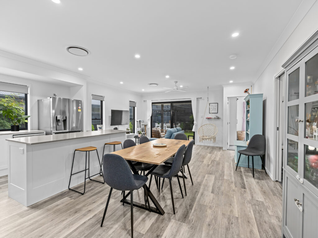 3 Emma Street, Deebing Heights, QLD 4306