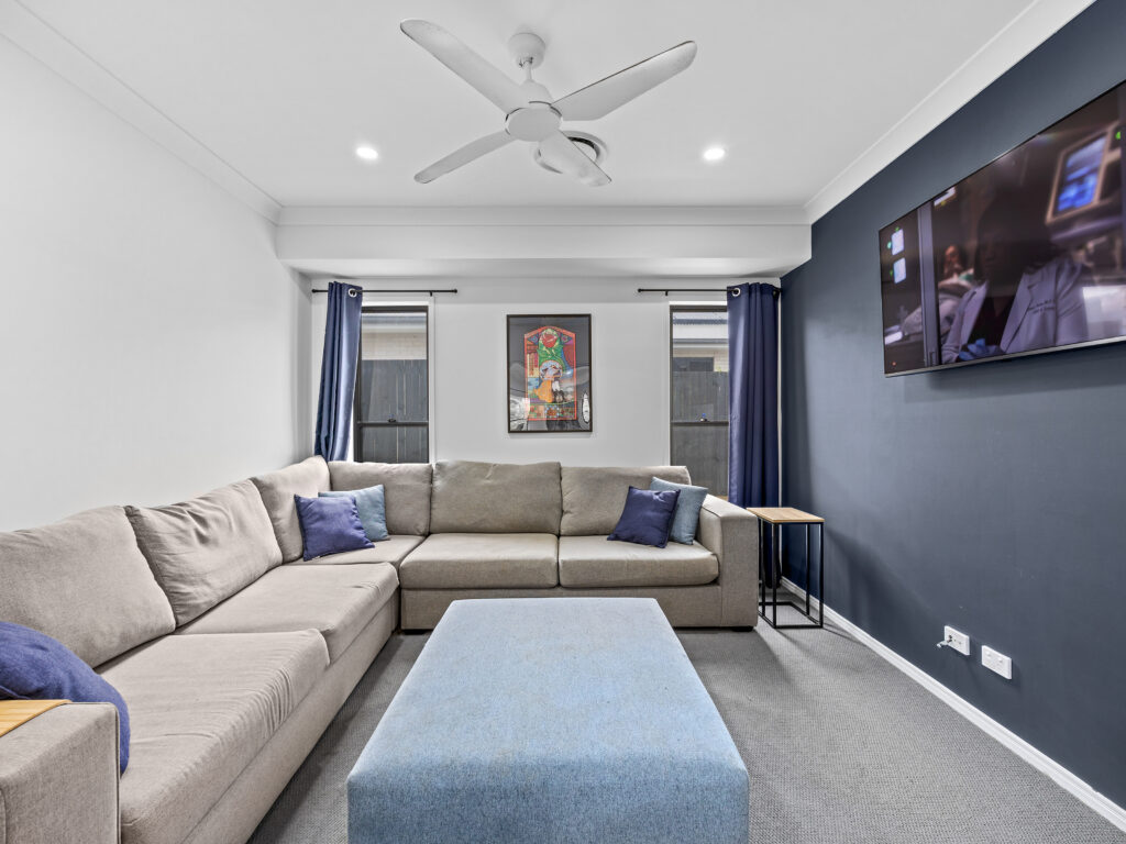 3 Emma Street, Deebing Heights, QLD 4306