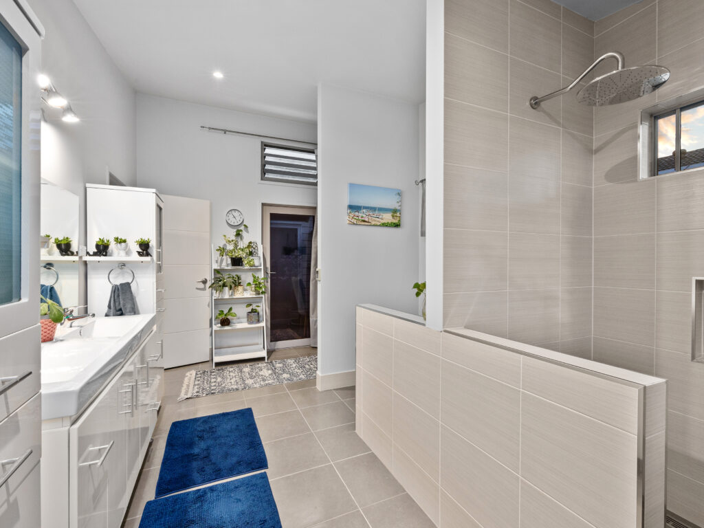 14-16 Sovereign Strait, Karalee, QLD 4306
